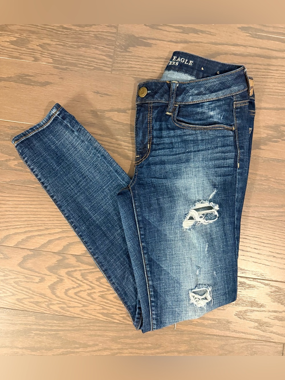 American Eagle Super Stretch Distressed Jegging Jeans Size 8 Regular